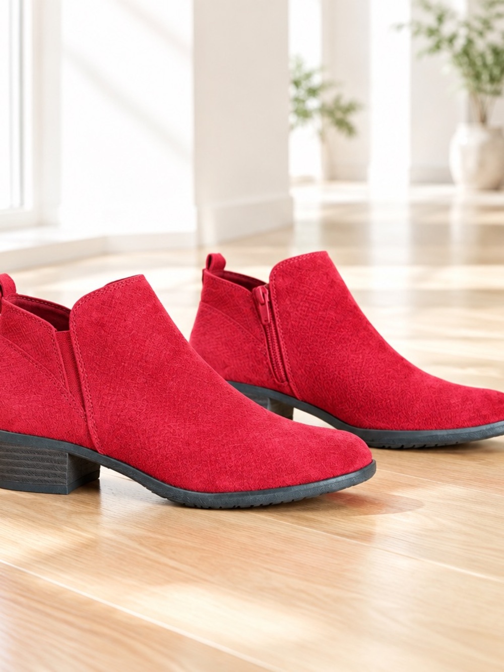 SO "Angelfish" Women's Sz 8 Faux-Suede Ankle Boots side zip - Picture 2 of 9